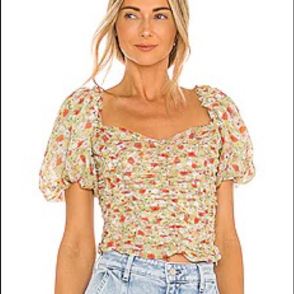 ASTR Tenley Top in Green Red Ditsy SMALL